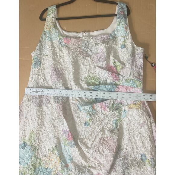 NWT ADRIANNA PAPELL DRESS 18W MATELASSE FLORAL SHORT COCKTAIL METALLIC TEXTURE - Picture 11 of 12